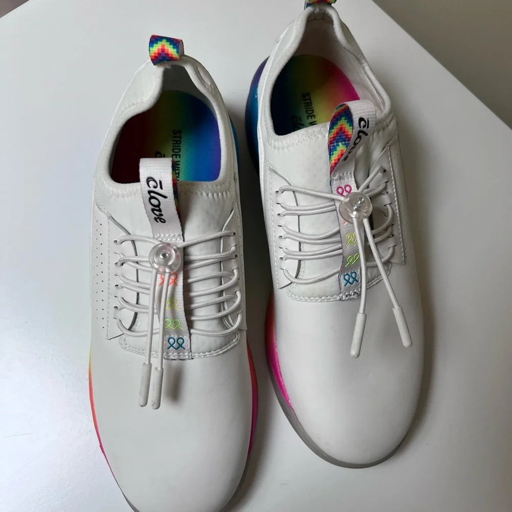 Clove‎ Rainbow Soul White Limited Edition Pride Rainbow nursing sneakers W10